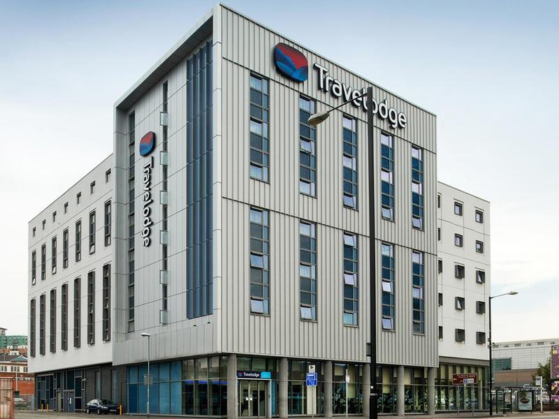 Travelodge Manchester Central Arena Eksteriør billede